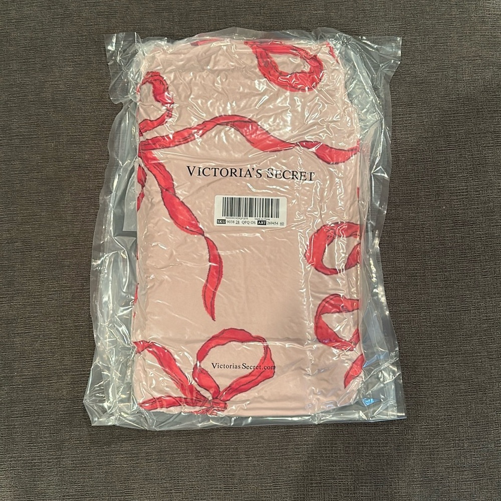 Victoria’s Secret Fleece Blanket